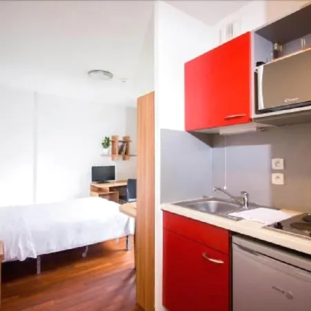 Zola Park Aparthotel Villeurbanne